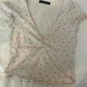Brandy Melville Gina Top with pink flowers, barley worn, in good condition